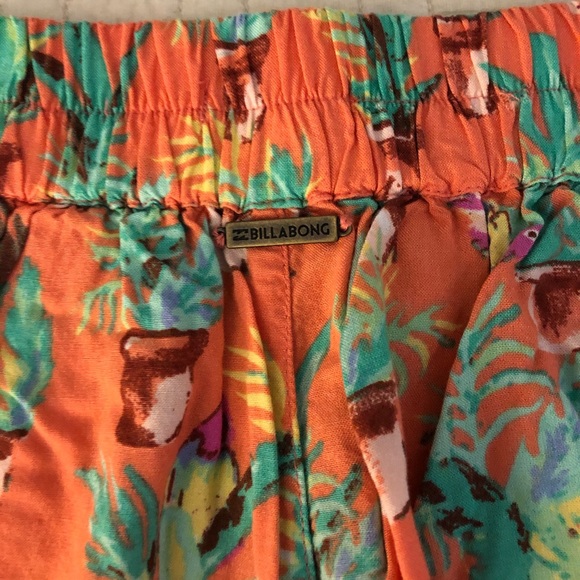 Billabong Beyond Sunrise Elastic Woven Short - Picture 9 of 9